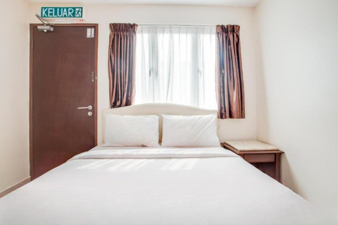 Sam Hotel Sitiawan Eksteriør billede