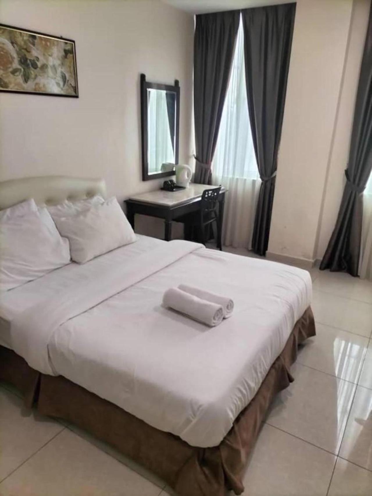 Sam Hotel Sitiawan Eksteriør billede